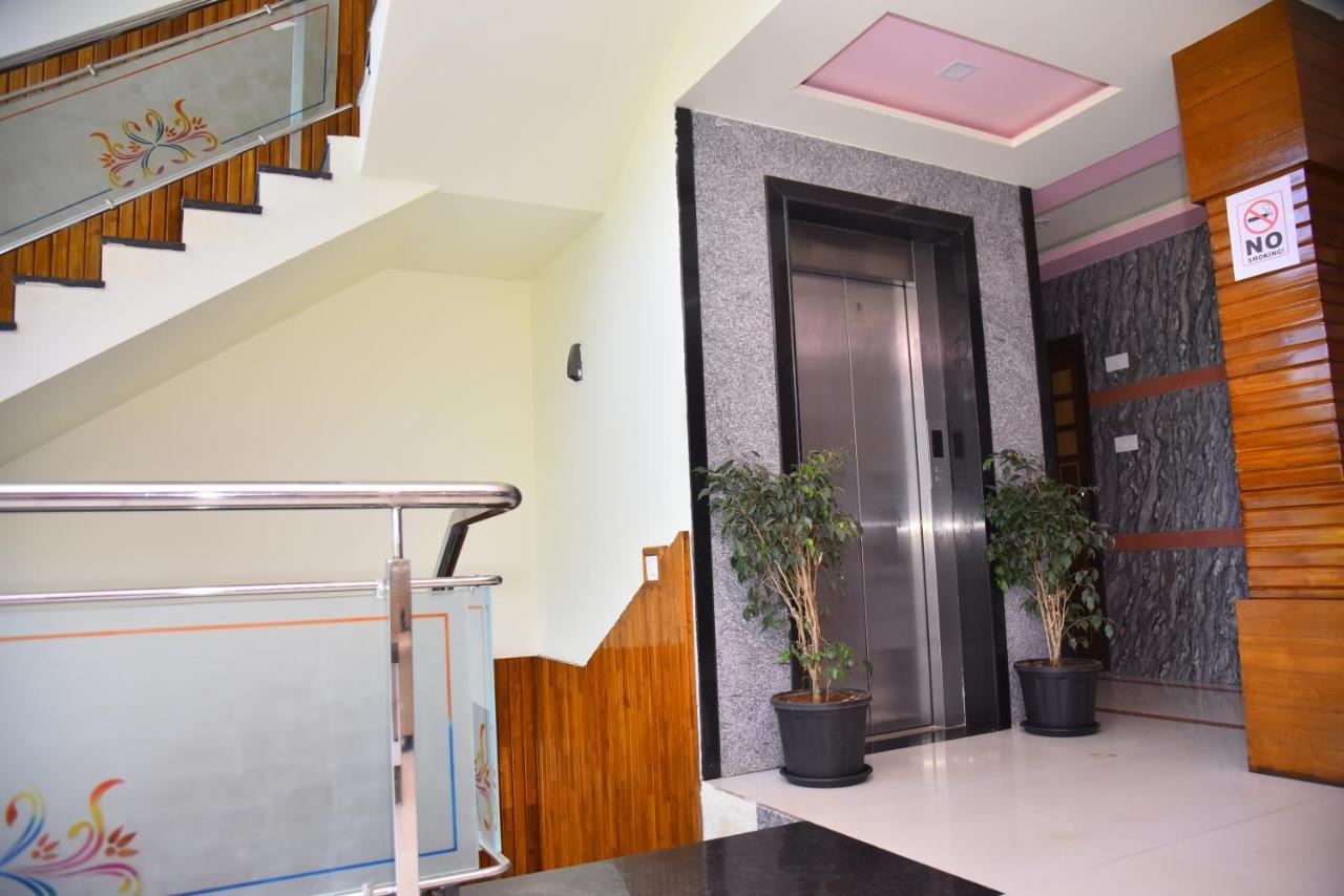 Joldal Residency Hotel Chikmagalūr Exterior foto